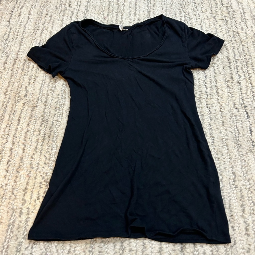 Pure good size small v neck tee shirt​​​​​